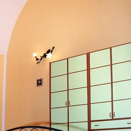 Tenuta Bene Bilocali By Paf In Tour Casa de Férias Capilungo