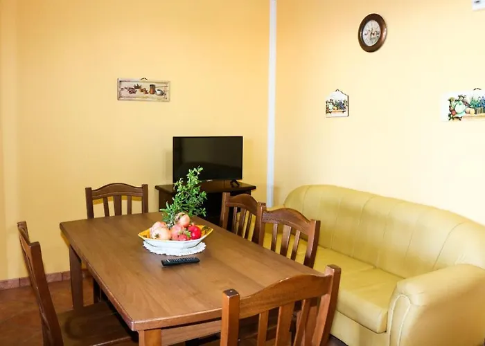 Tenuta Bene Bilocali Di Paf * Capilungo