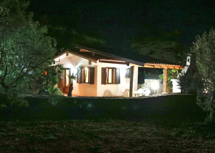 Tenuta Bene Bilocali Di Paf *